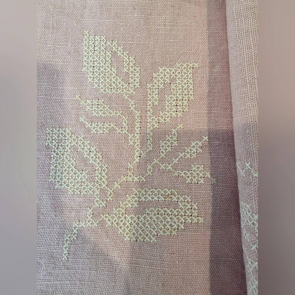 Lot of 8 IKEA Linens Floral Embroidered